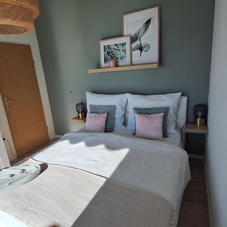 Ferienwohnung Mit 180° Meerblick Dobreć Eksteriør billede