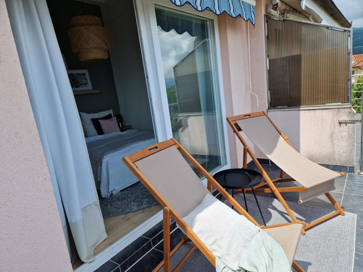 Ferienwohnung Mit 180° Meerblick Dobreć Eksteriør billede