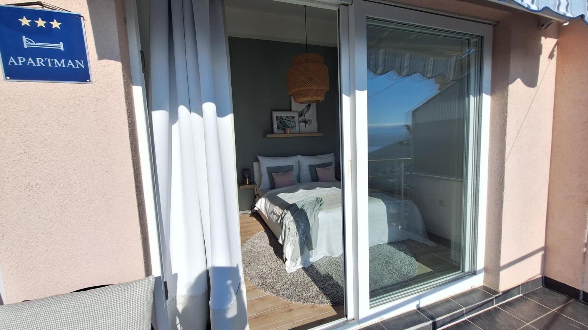 Ferienwohnung Mit 180° Meerblick Dobreć Eksteriør billede